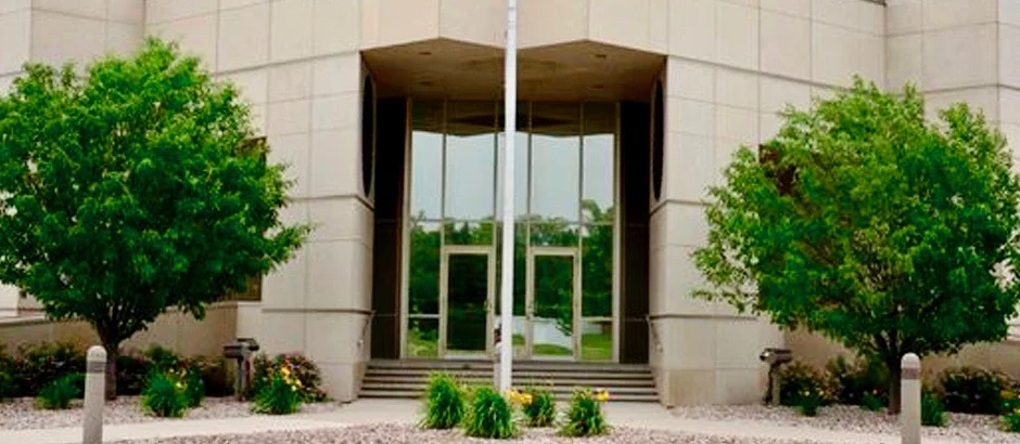 ASSOC BANK CORP4.jpg