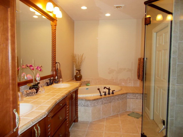 YHSBathroom.jpg