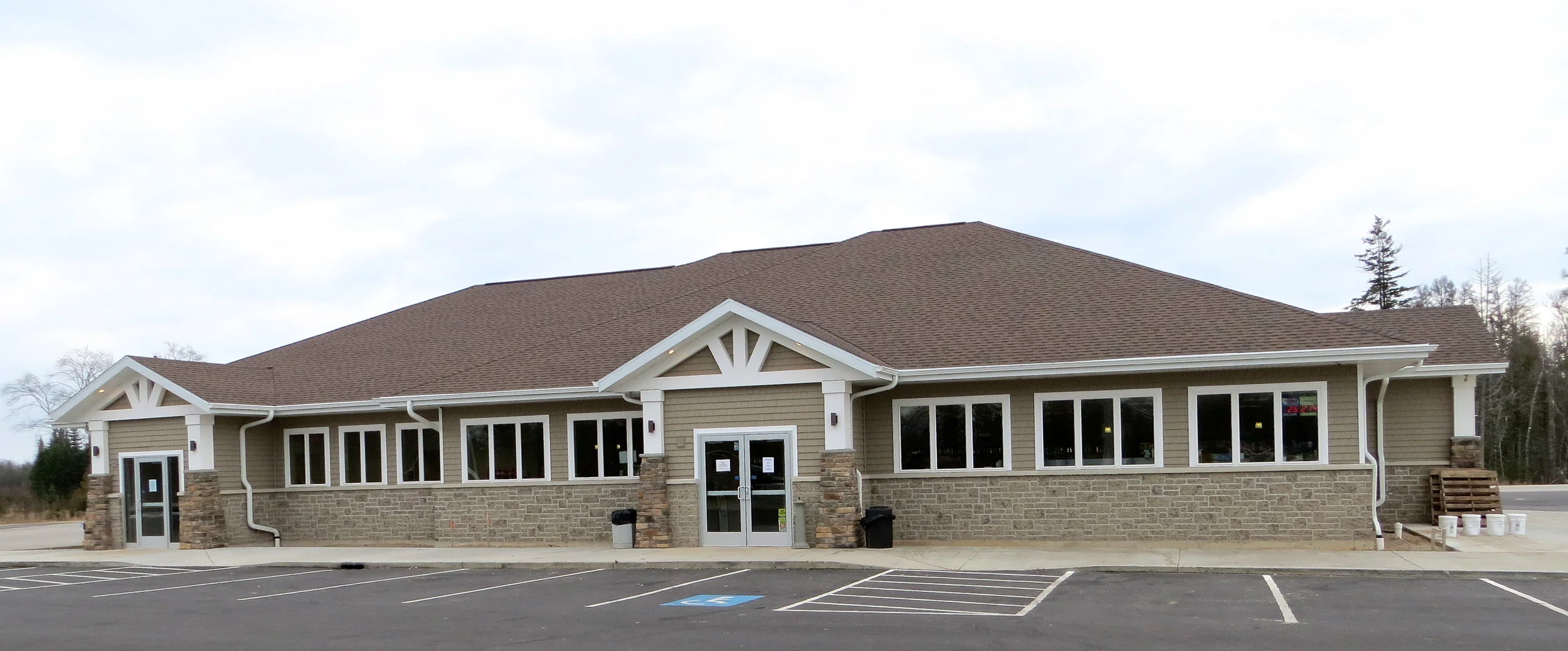 Island Oasis Convenience Store 