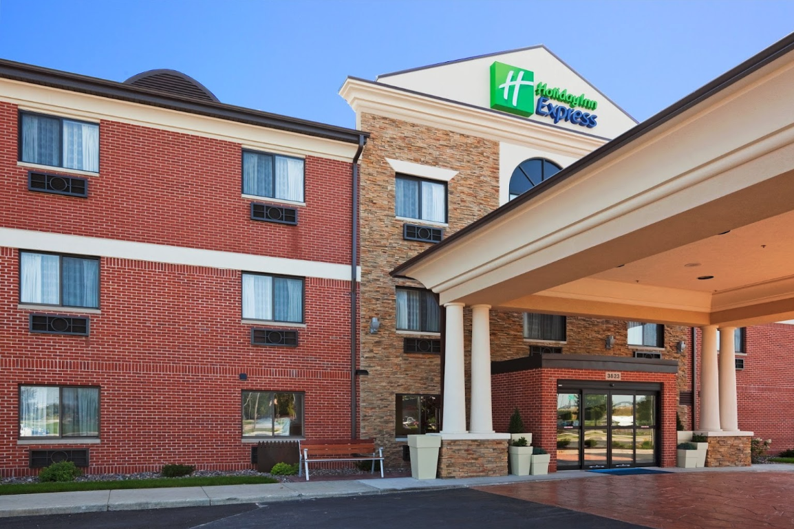 Holiday Inn | Sheboygan