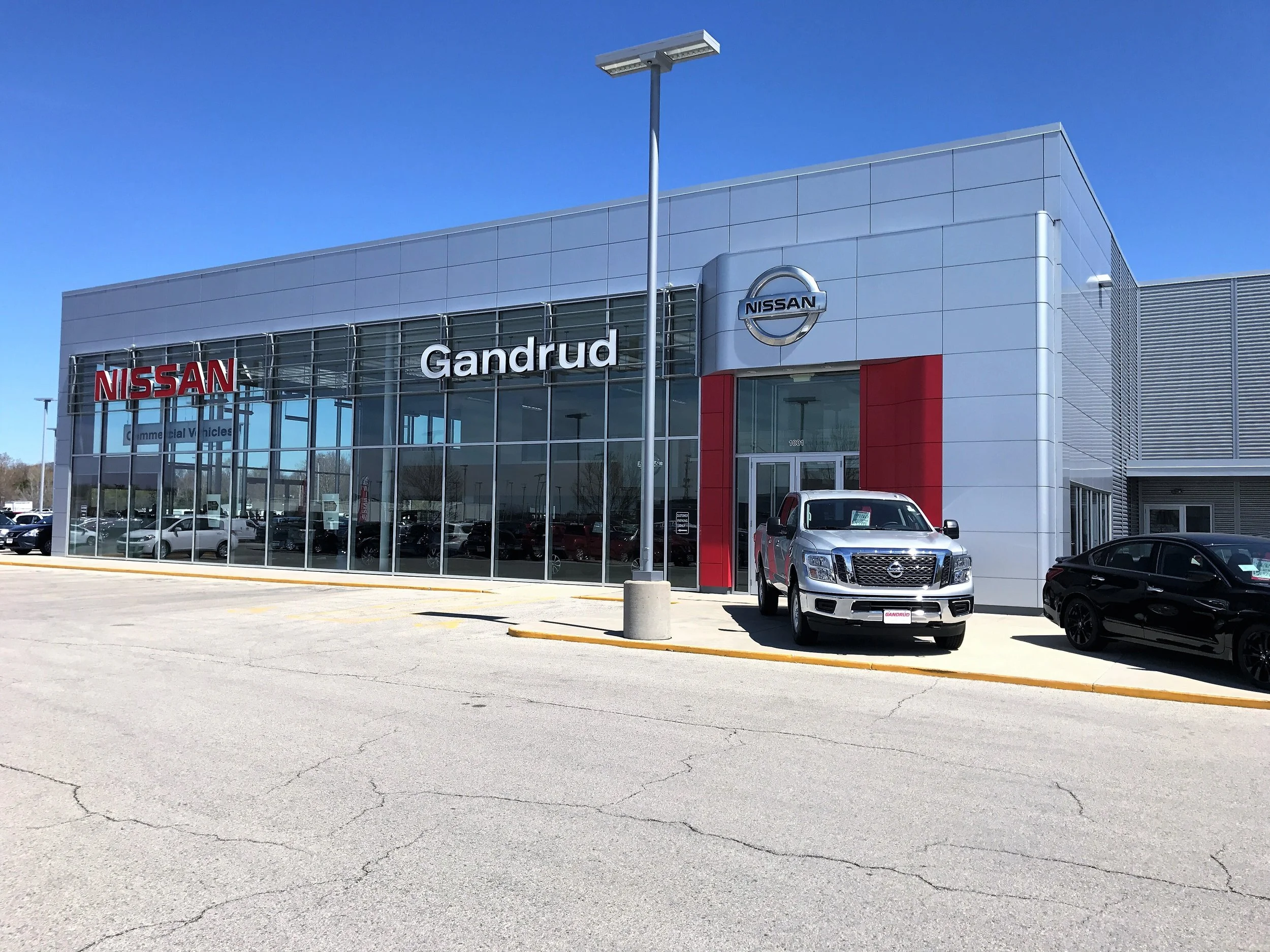 Gandrud Nissan Auto. 