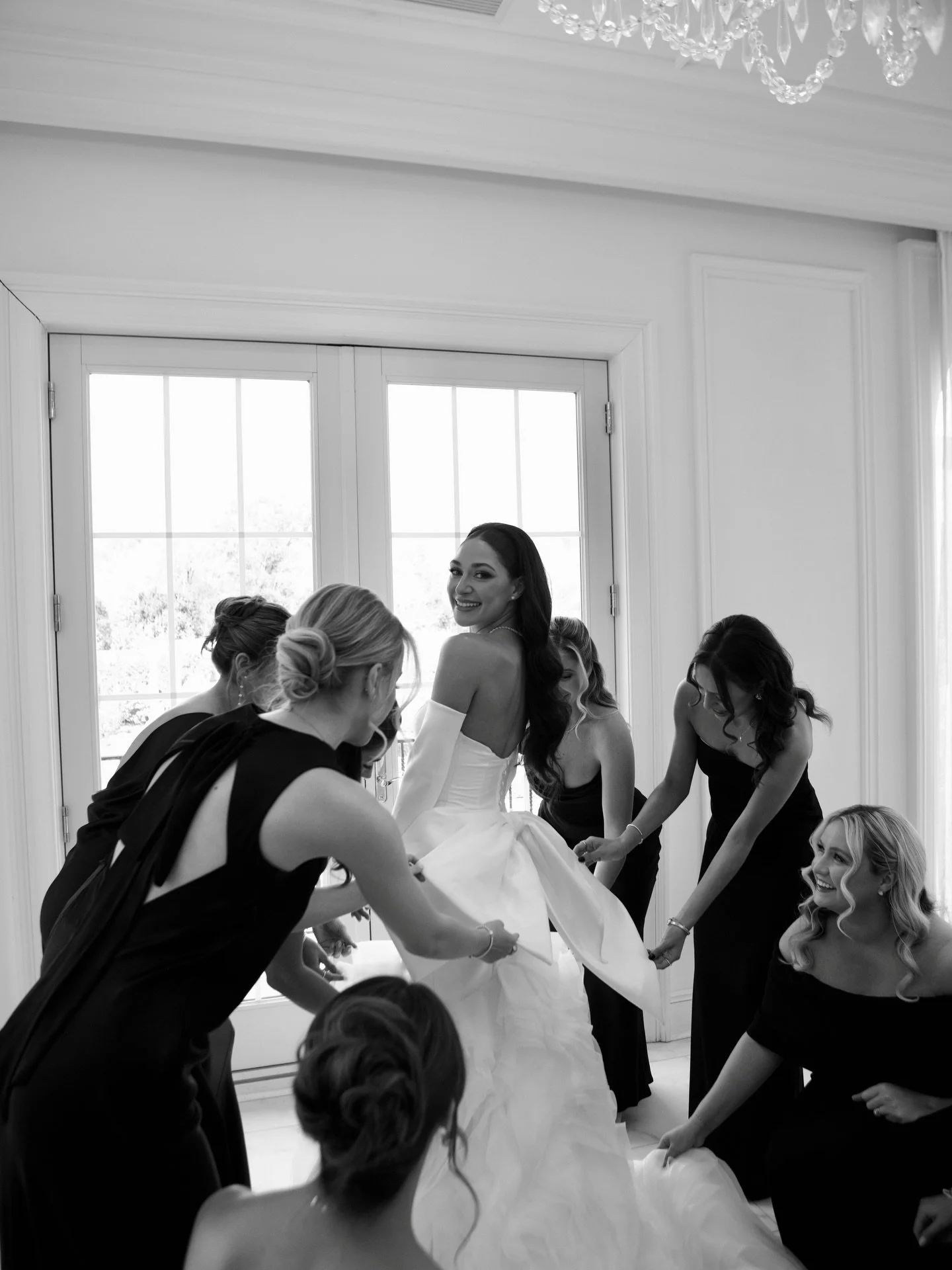 All the final touches ✨🖤
Wedding planner: @copperandchloe 
Venue: @therockleigh 
Dress: @angelriveraatelier 
DJ: @mysticalentertainmentgroup 
Flowers: @stunningarrangementsflorist 
Cake: @lorismixingbowl
Makeup: @pbeautynyc 
Hair: @hairstyledby_k 
S