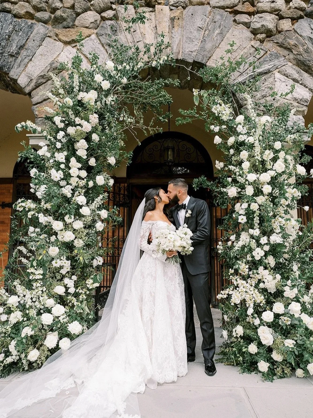 Picture perfect moment of Gabby &amp; Anthony 🤍💍