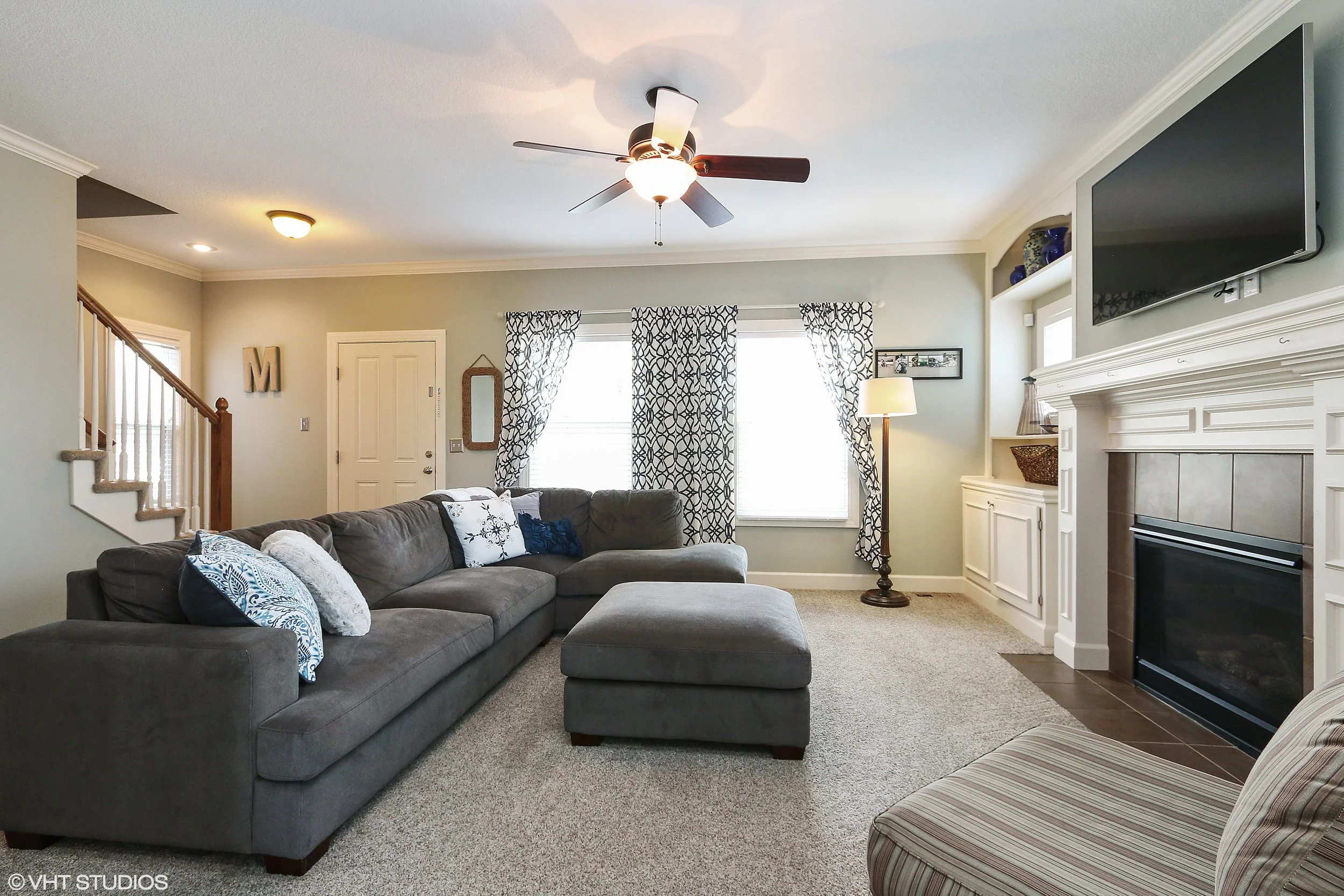 04_3336SWArena_1_LivingRoom_HiRes.jpg