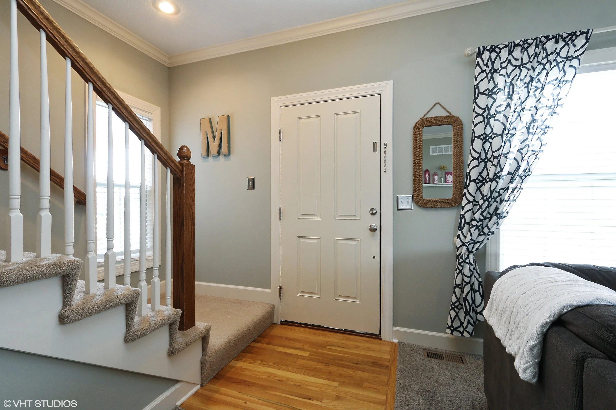 02_3336SWArena_32_Foyer_HiRes.jpg