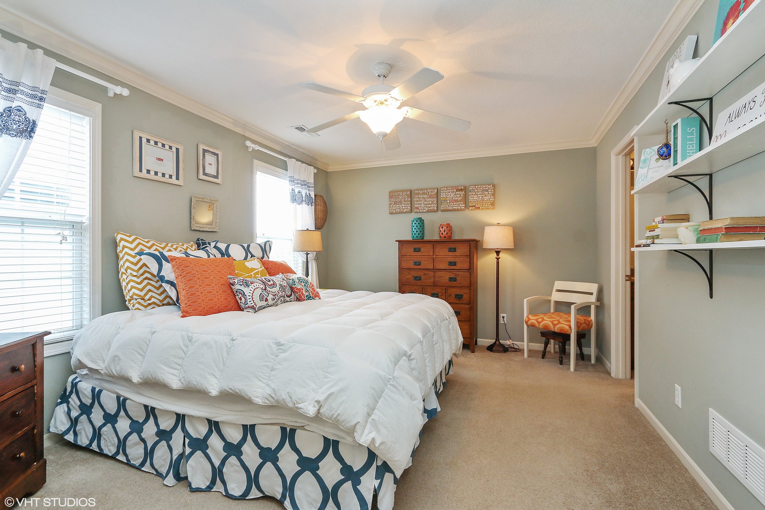 13_3336SWArena_14_MasterBedroom_HiRes.jpg