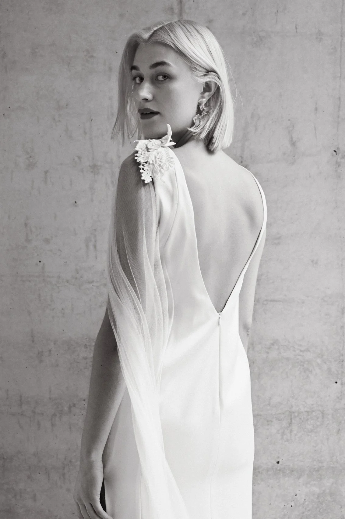 Lisa wedding dress with bridal veil detail