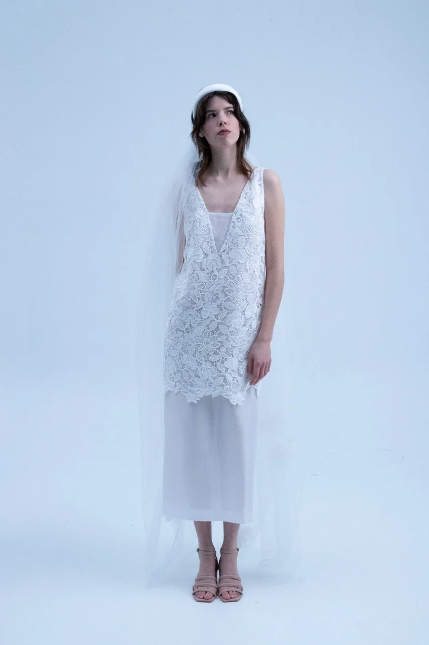 Odile short civil wedding dress with veil and headband