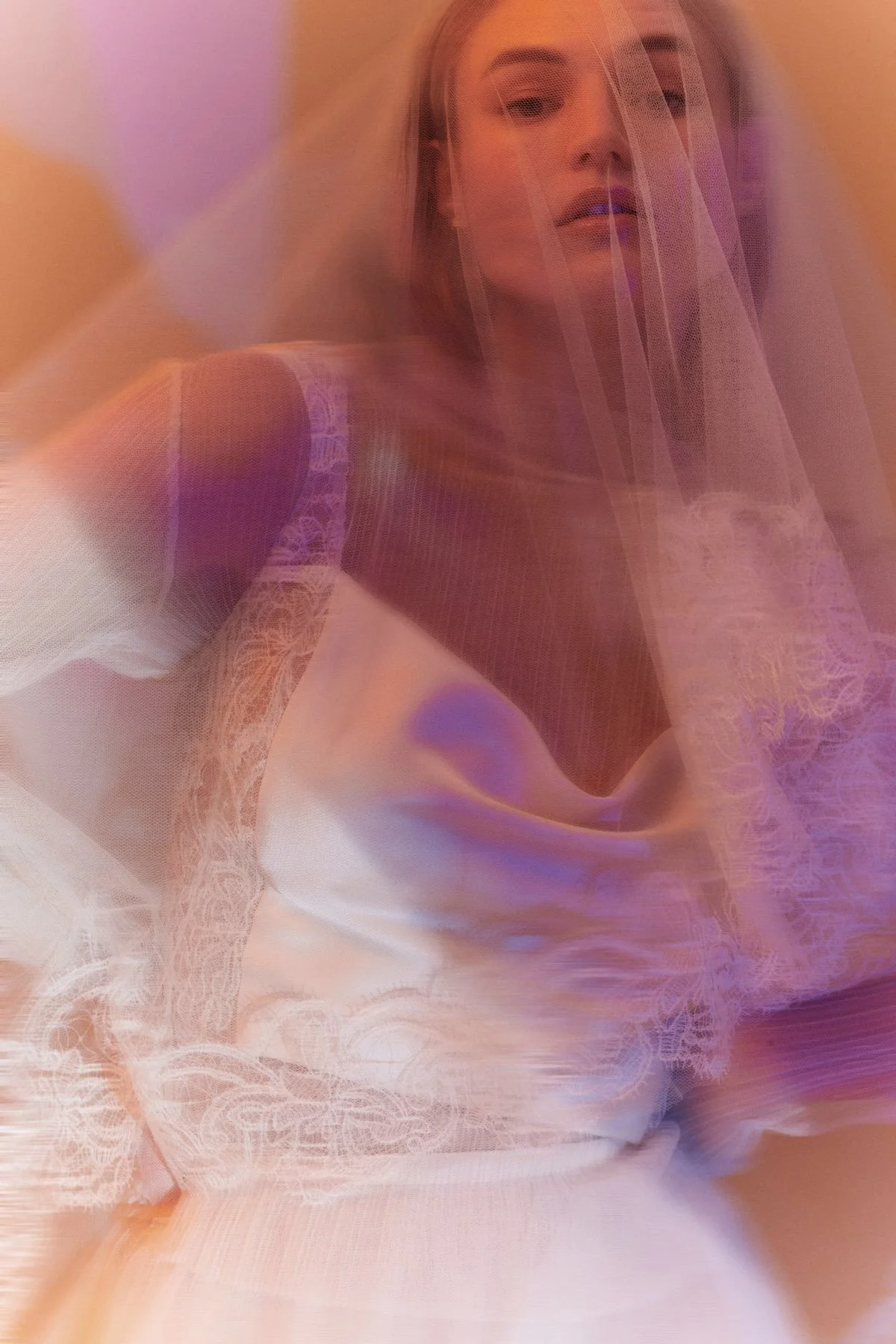 15:ruby-top-thara-top-anika-rok-noname-crown-eva-janssens-bridal-cestmoi-trouwjurk-2023-web-.003.jpeg