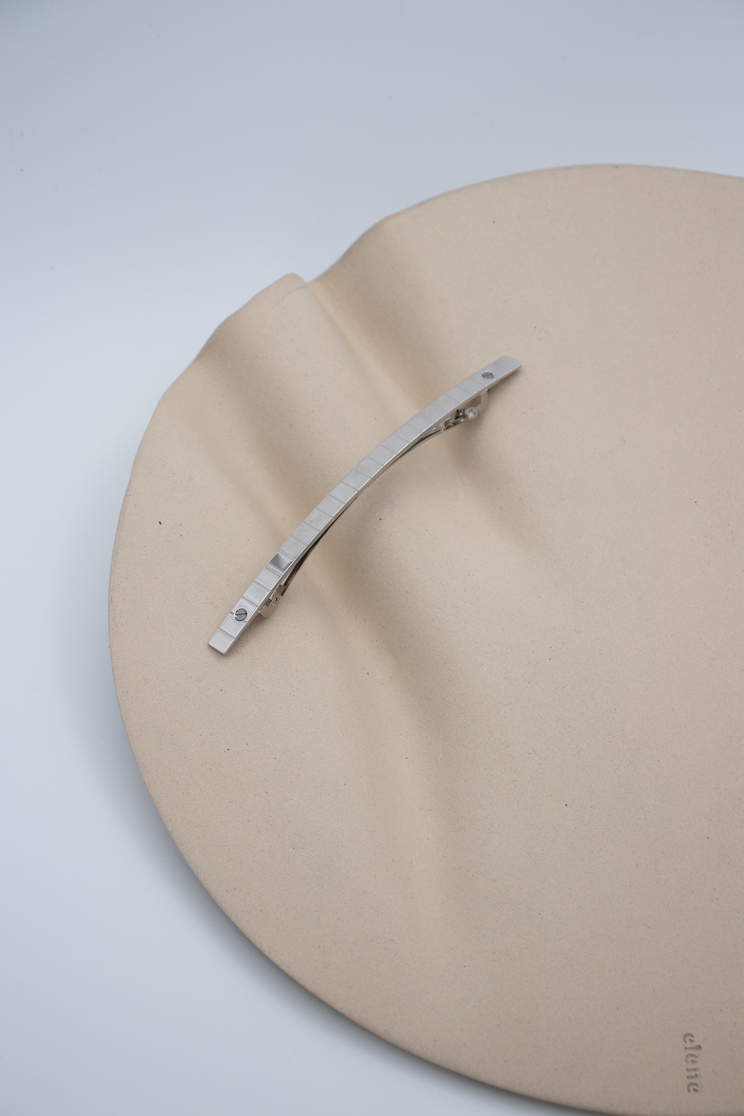 027 Hairpin