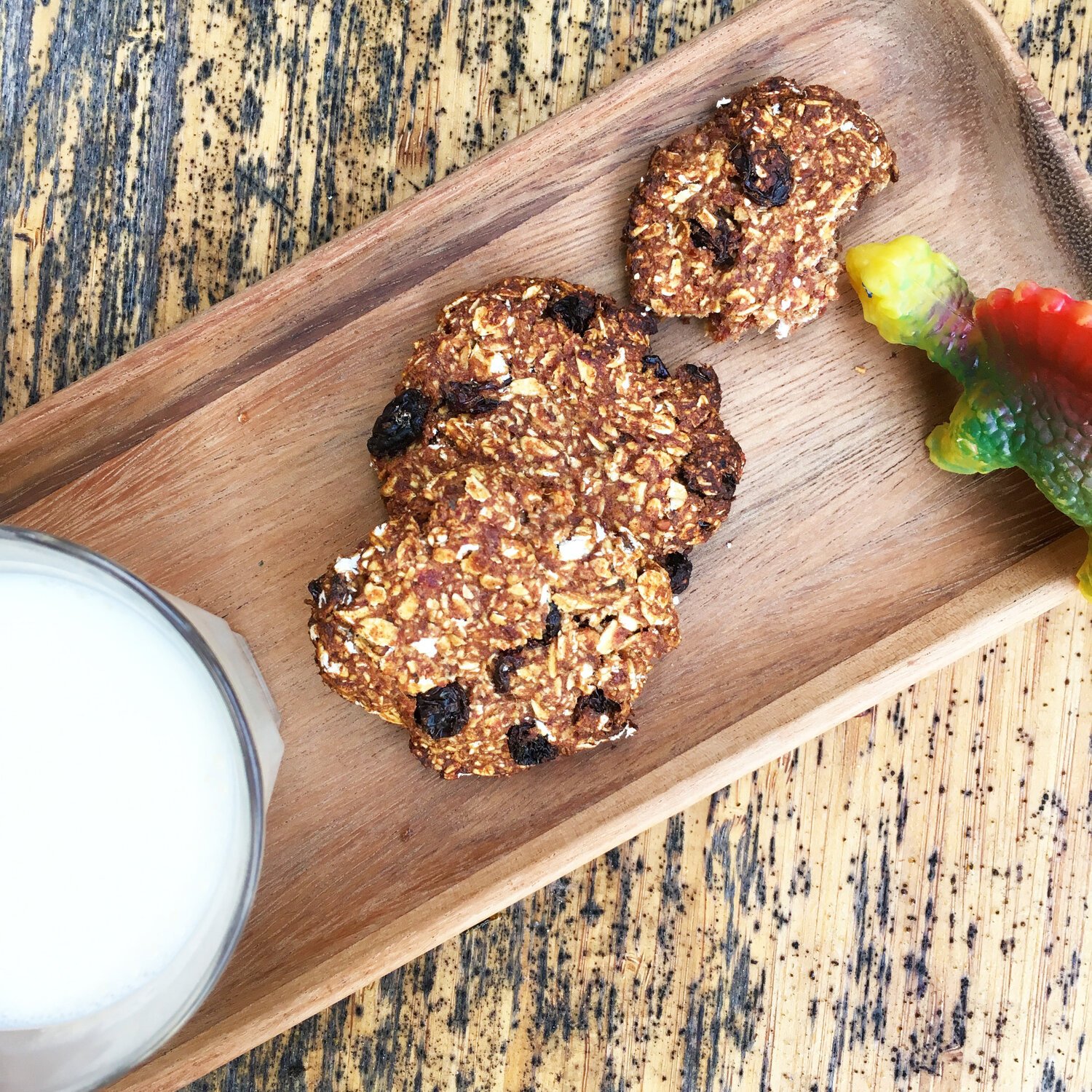 Cinnamon Sultana Oat Cookies