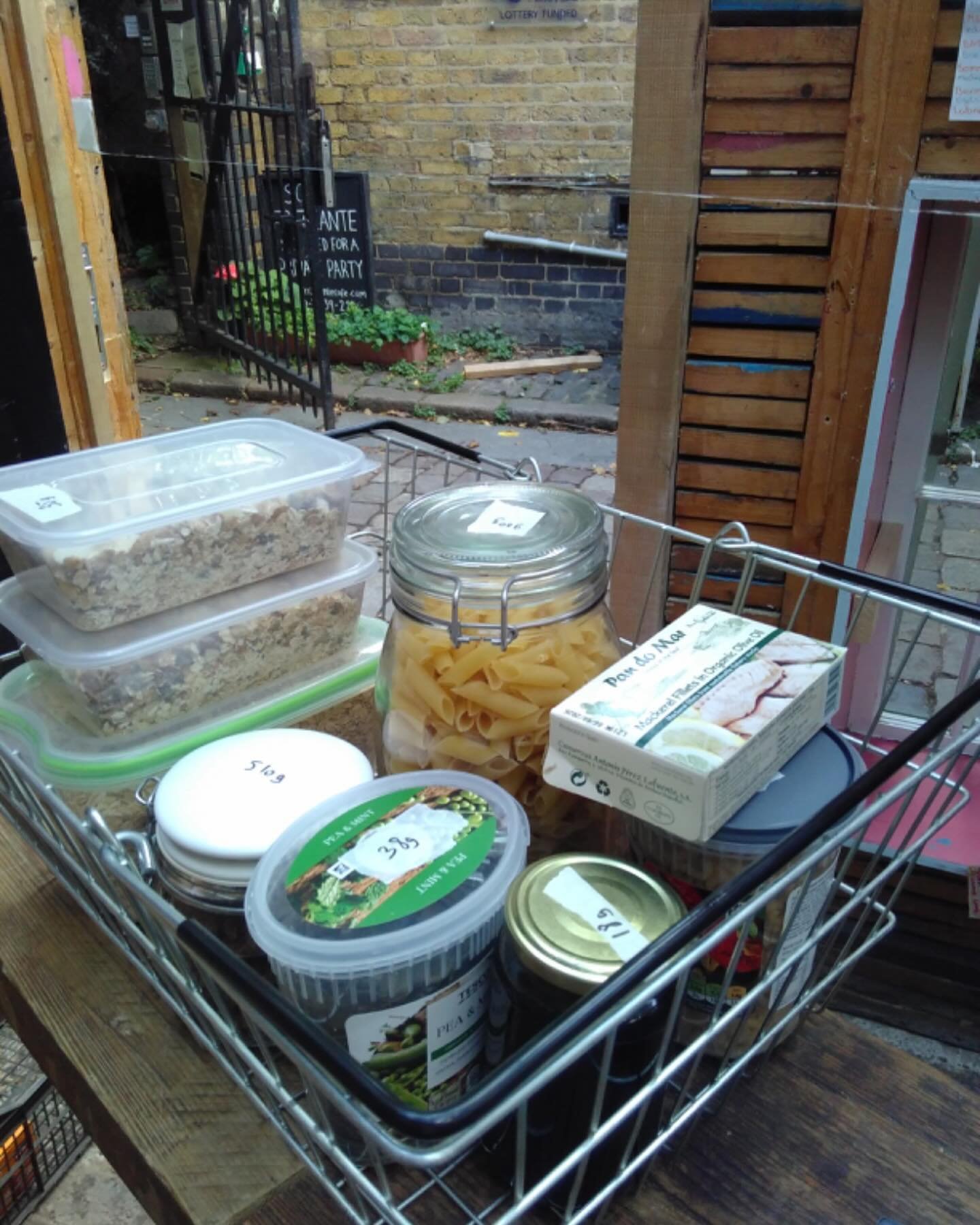 We are back in action after 3 days of our home, @hackneycityfarm_official, being used as a comedy show set. Come and refill your pantry, fridge, toiletries and cleaning products 🛍️ Regular Thursday hours 14:30-19:30.

#eastlondon #hackney #hackneyci