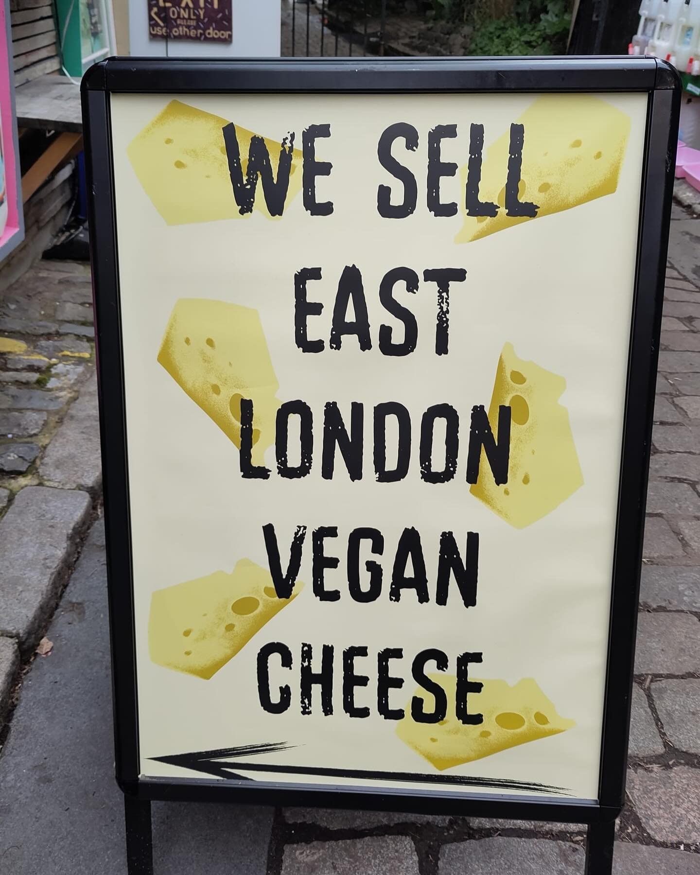 Have you seen out pretty new sign 😍 Raising awareness of our delicious locally made vegan cheese. @iamnutok is fermented and nut based, lots of flavours to choose from, read more about them at the link in bio 🔗👆

#eastlondon #hackney #hackneycityf