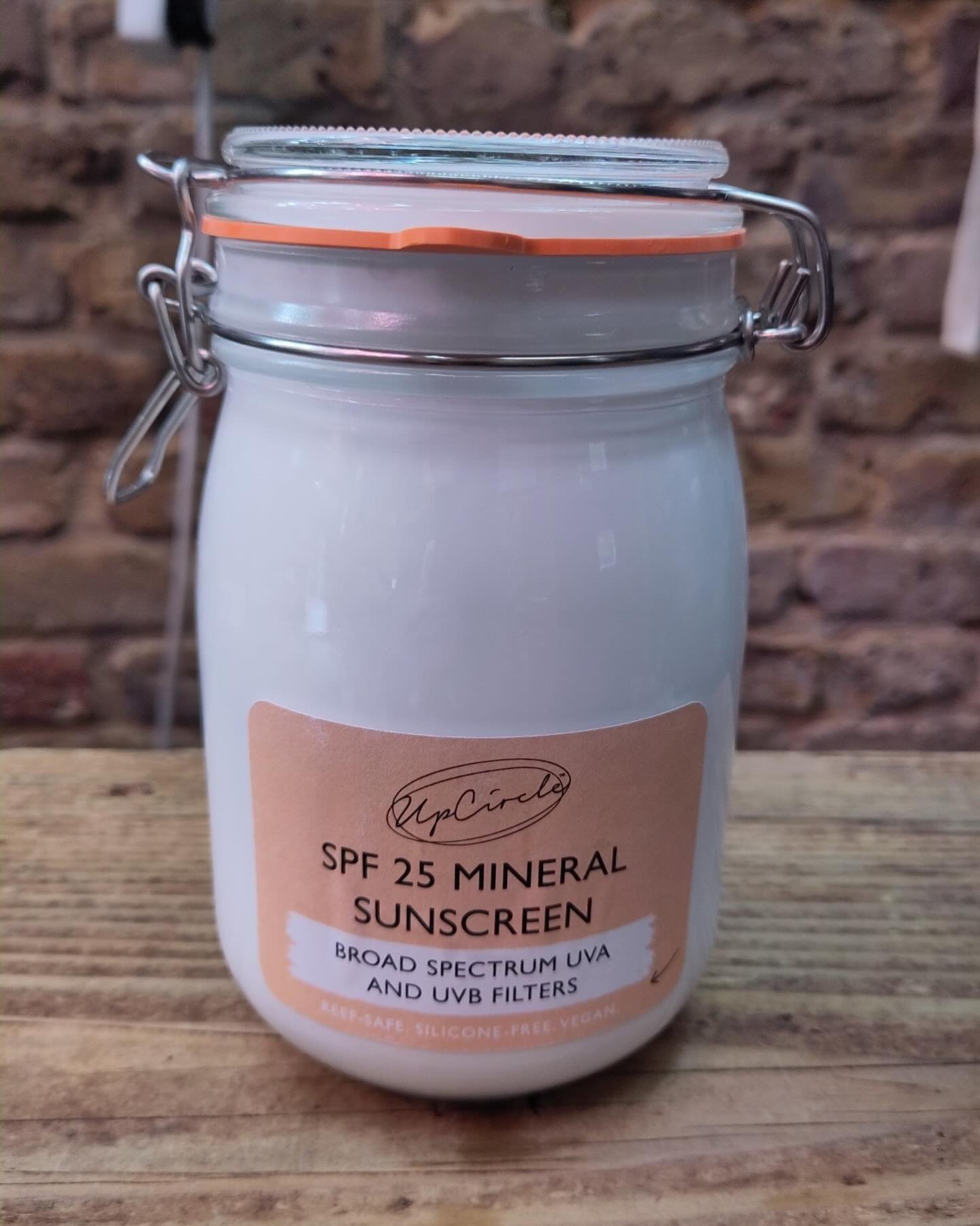 Do you need suncream? We have mineral suncream from @upcirclebeauty Not too thick, like some natural sun creams, SPF 25, UVA / UVB protection, multiple award winning. In bulk or packaged.
Just ask staff if you want to try a little bit, or have any q