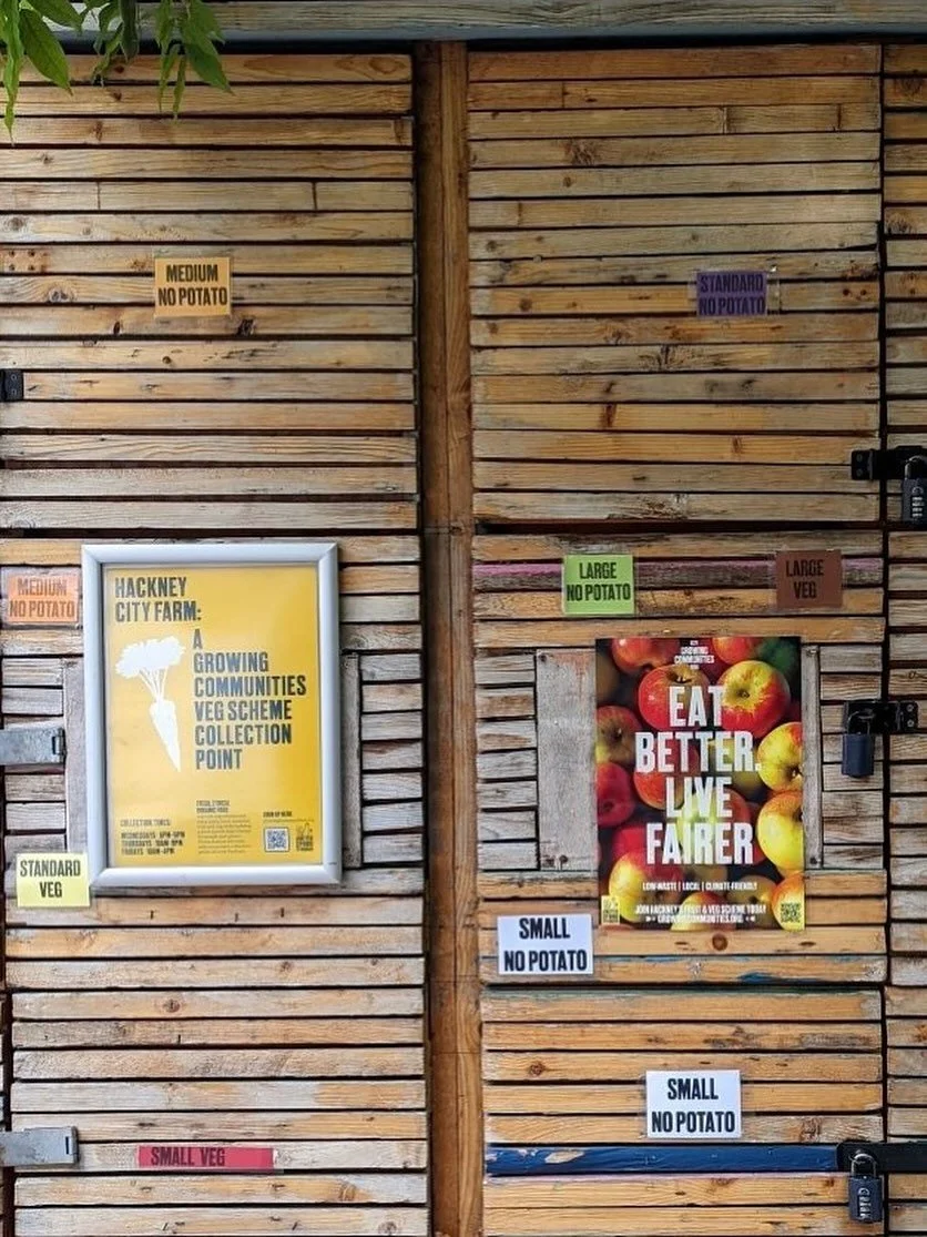 Do you get your @growingcommunities veg bag from next to Get Loose at @hackneycityfarm_official ?
Their individual veg pick up points are now on Google Maps.
It would help GC if you have time to write a short review via link in bio 👆 or search o