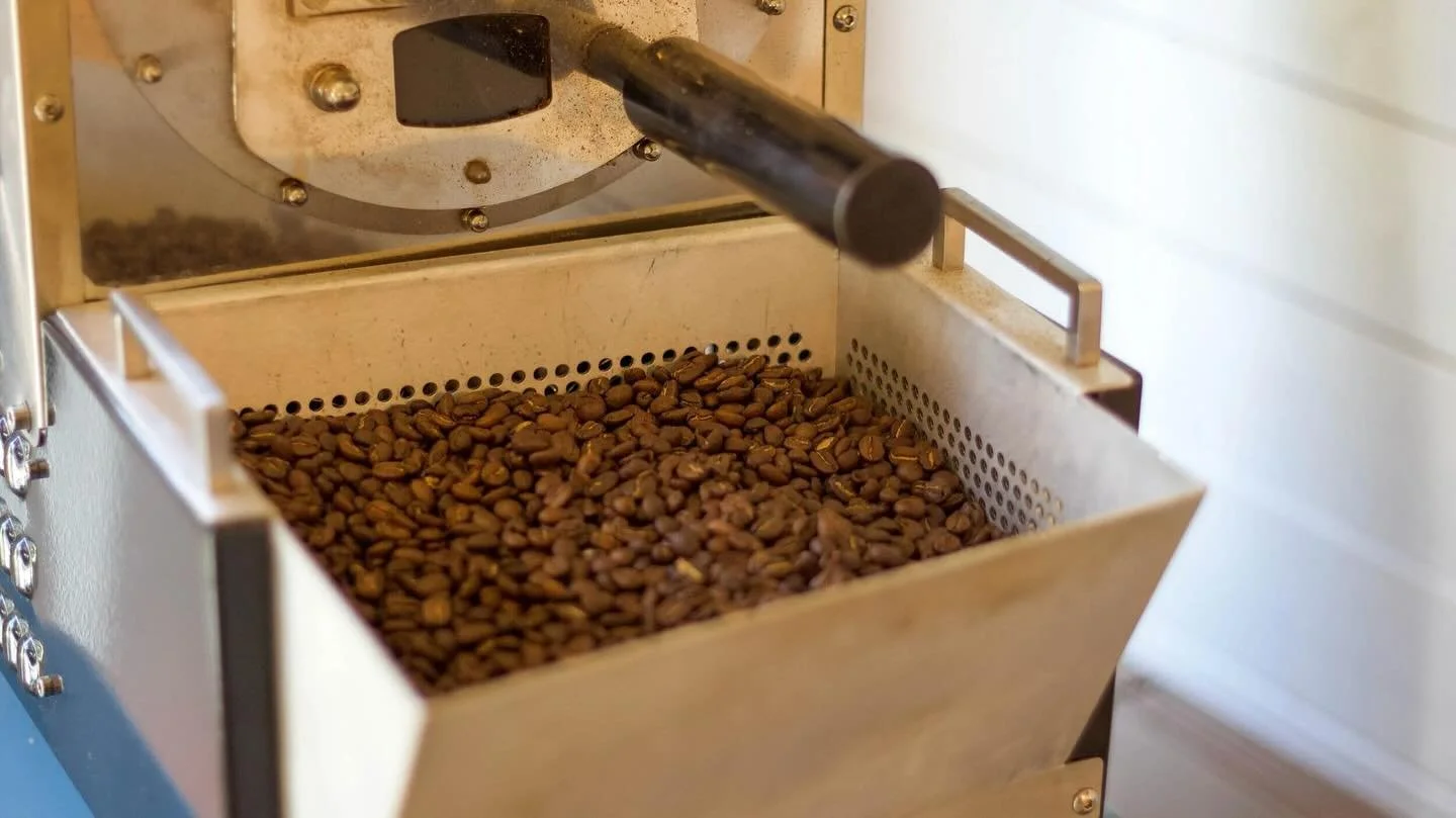 Want to know why we choose some of our brands? We have a range of producer spotlights giving you all the info.
This week we remind you of @mont58coffee, a small batch roasters based in south east London.
Fairtrade organic beans from a cooperative