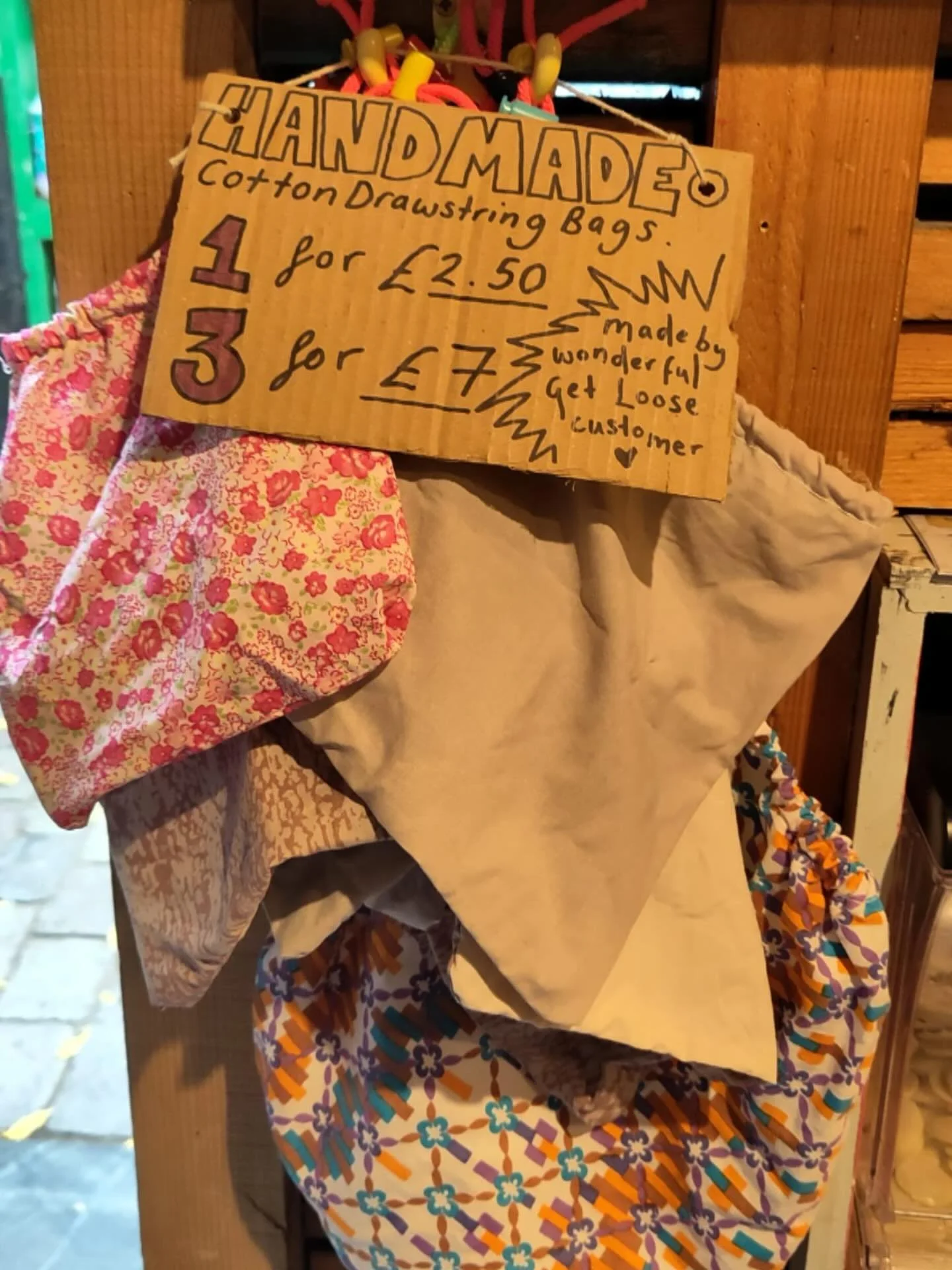 New handmade cotton fabric bags.
Created from waste fabric (that has been washed at a high temp) by one of our lovely customers in Hackney.
Grab one while we have them as only a few are made in each batch.
#handmade #locallymade #cottonbag #refill