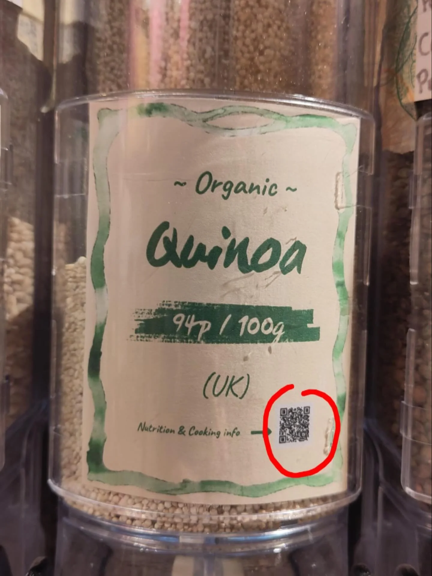 Did you know we have nutritional, and cooking, information for all of our loose products on our website? 
Use the link in our bio 👆, or scan the QR code on our new product labels. 
Helping you try a new product with confidence. 
We also link to reci
