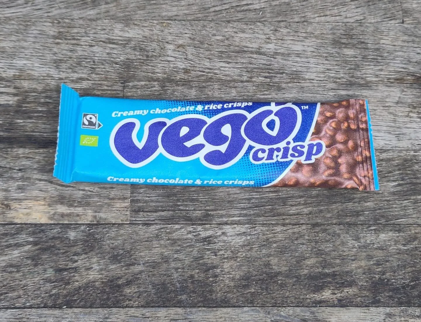 New snack item @vego_chocolate crunch bar with chocolate and rice crisps. 

#organic #organicchocolate #fairtradechocolate #organicsnack #hackneycityfarm