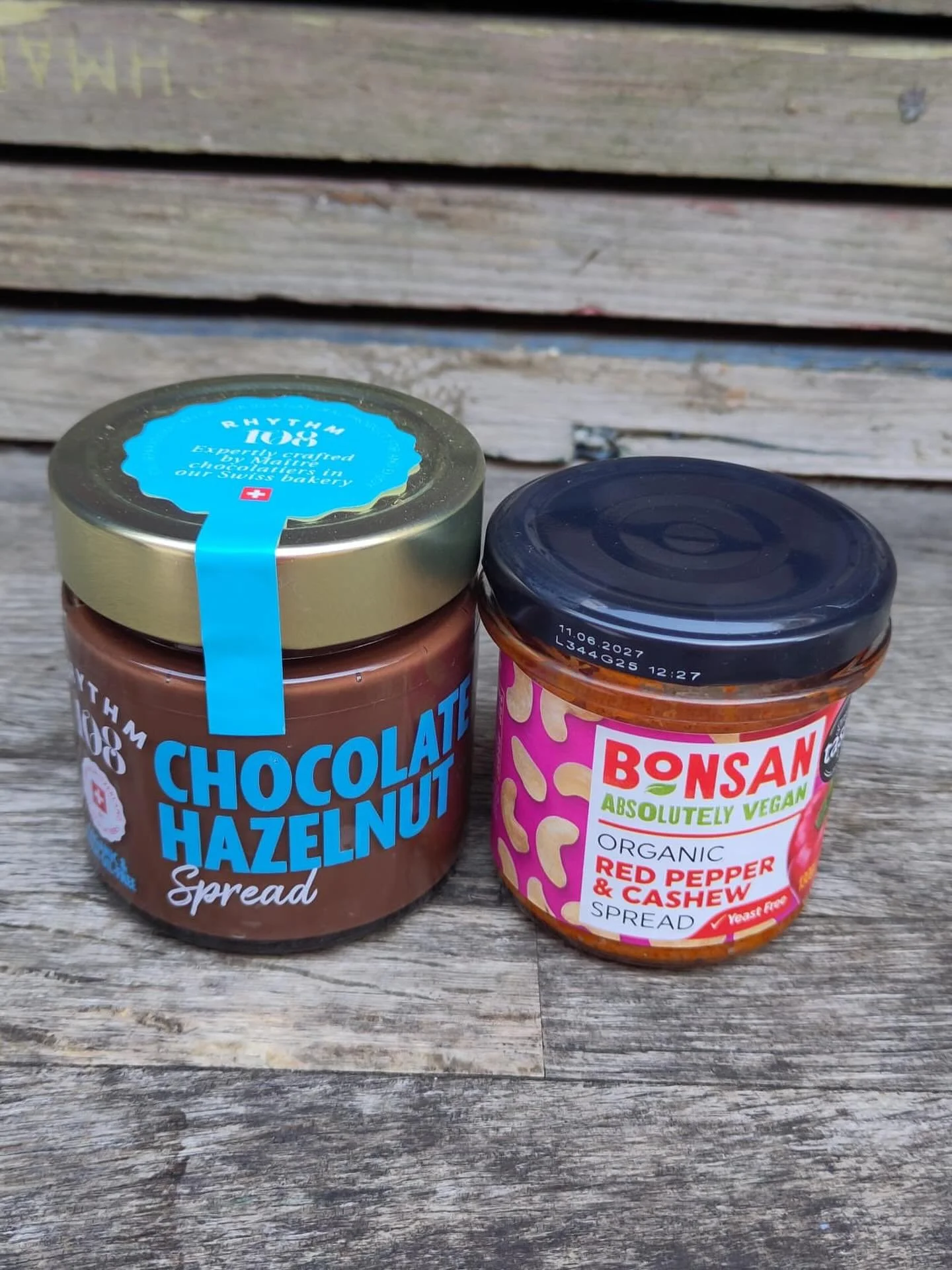 Two very different spreads! 
Dark Choc and hazelnut, a different brand to our regular one. 
Cashew &amp; pepper, for sandwiches, toasties and dipping 😋

#organic #organicfood #organicspread #hackneycityfarm