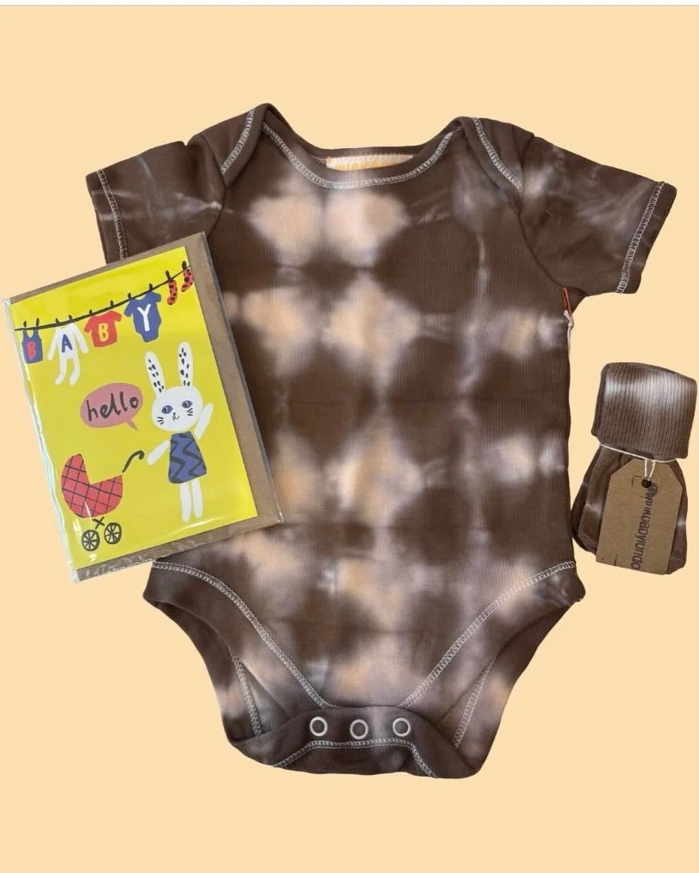 Looking for a cute sustainably made baby or child gift? Our neighbours @winkbabylondon have a wide range from newborn up. Hats, socks, tops, bottoms, shorts, dresses, tethers, plus cards. 

#organiccotton #madeinlondon #sustainableclothing #kidscloth