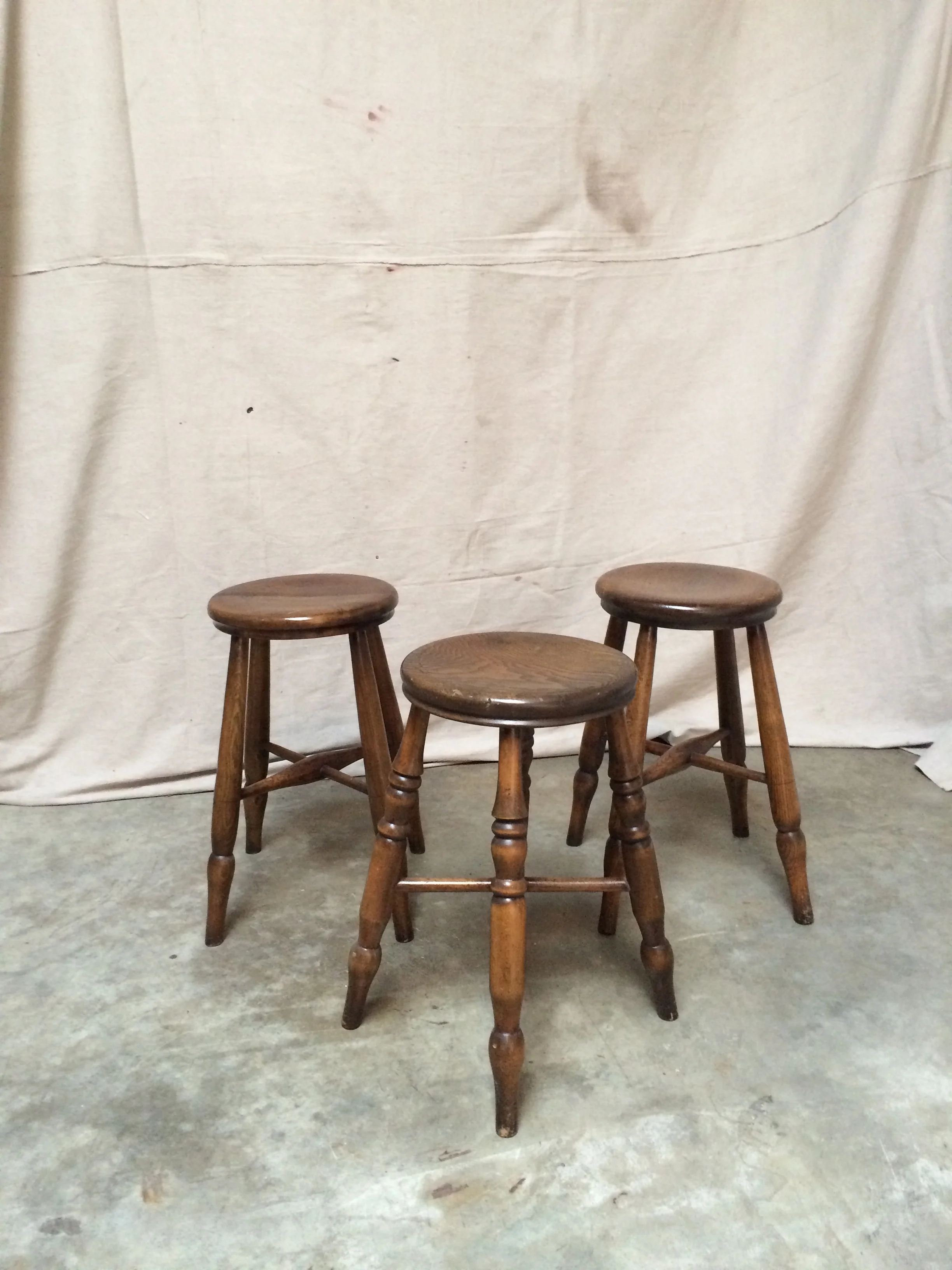 3 English Stools 