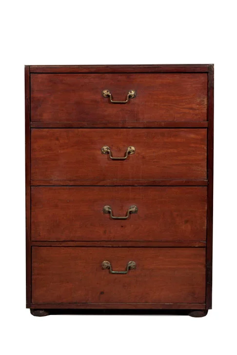 Early 19th Century English Four Drawer Chest In Ribbon Mahogony