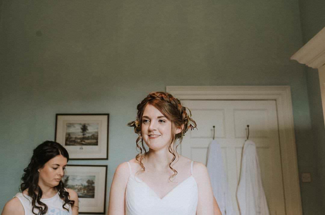 About Freelance Wedding Makeup Artist Cat Robertson MUA