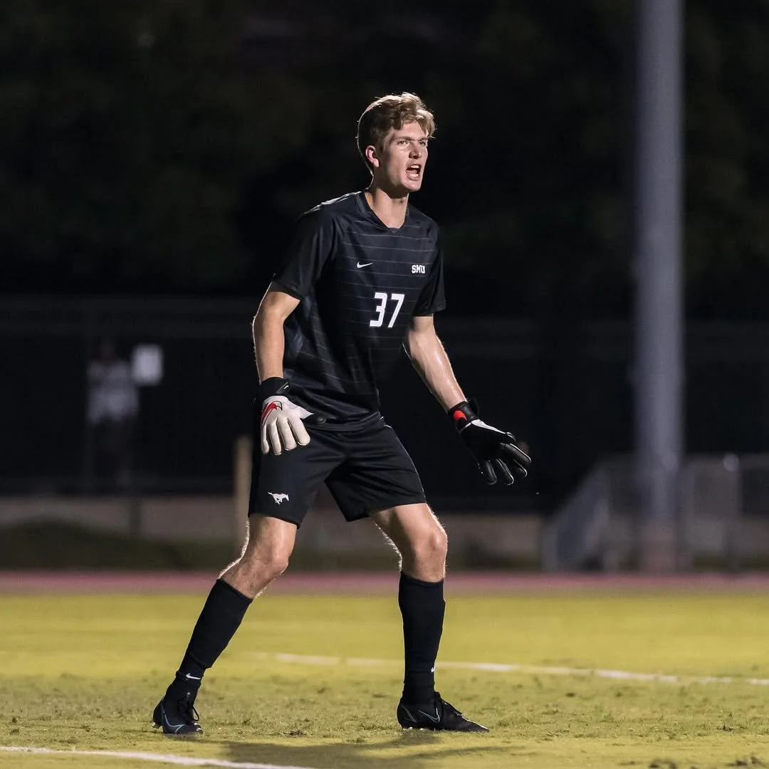 Shane Lanson with the SMU Mustangs