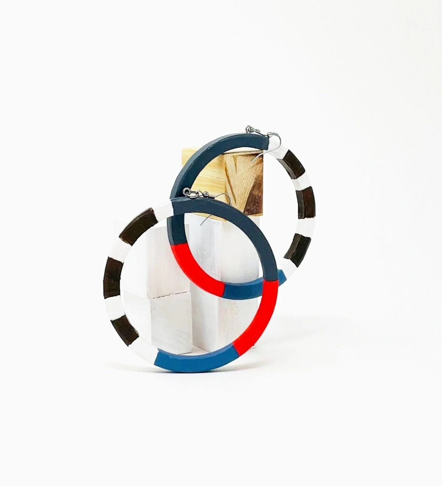 EEDA3096-7A0A-4EDF-925D-7A1FD04BB86B