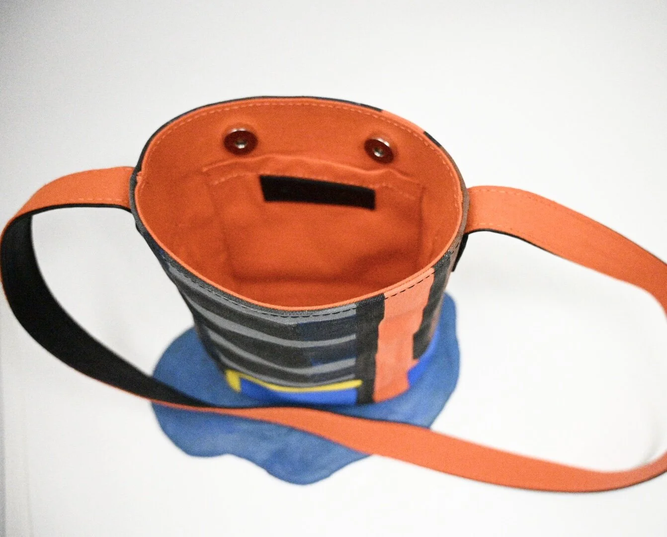 636E89AA-75BA-4AD1-941B-F2DE2FD65A41