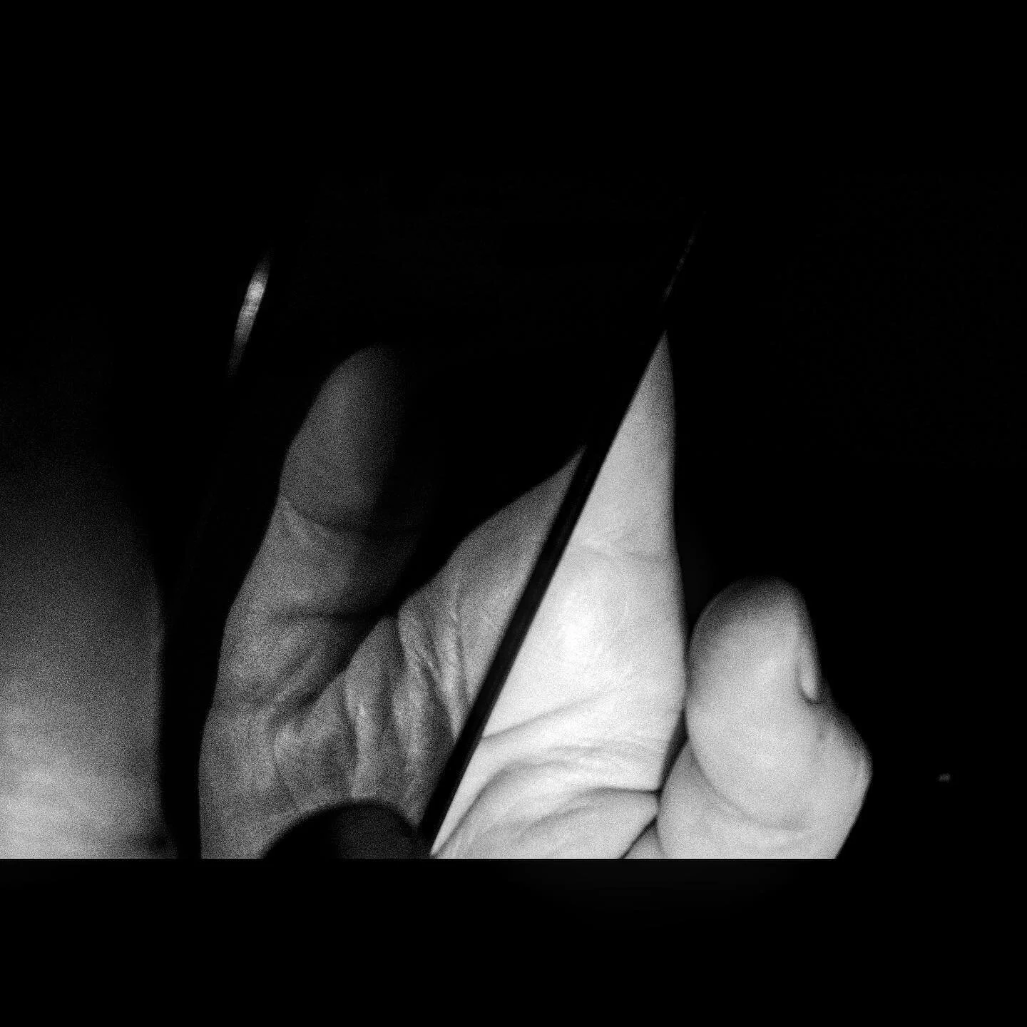 Technology weathers hands. Doesn&rsquo;t matter if it&rsquo;s a hoe or a phone. The way we do it differs, but the end result remains the same. Please, tell me what weathers your hands. I&rsquo;d love to hear you.
 
#age #bnw #questions #community #su