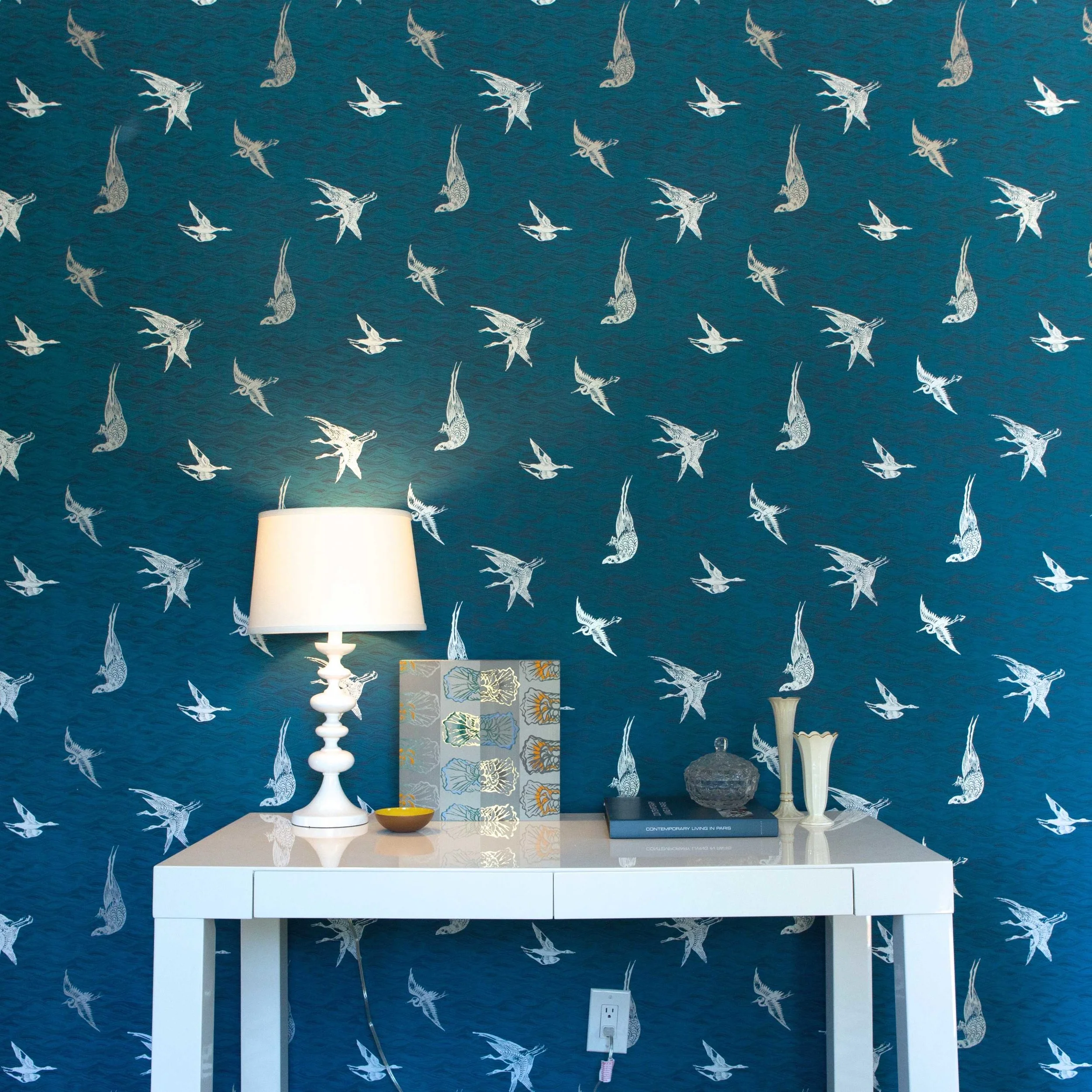 Birds Wallpaper in Azure, Photo by Benjamin Hoffman