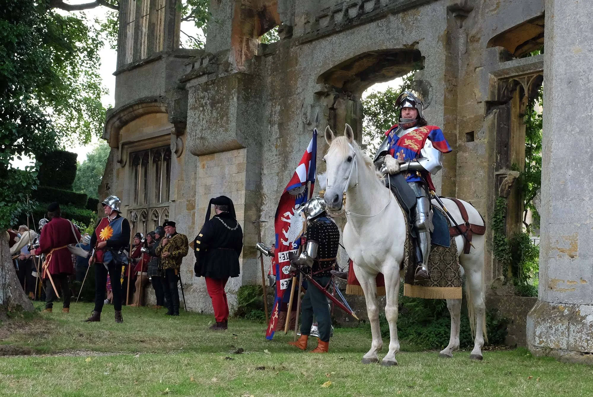Kingsley and Warlord dressed up as Richard III and his horse White Surrey