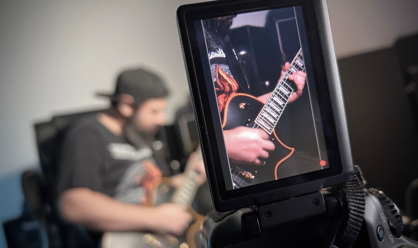 A little behind the scenes of us shooting a few new things coming soon. What song from our album do you want to see us play?
&bull;
&bull;
&bull;
#guitar #metal #metalguitar #gitar #guitarra #espguitars #ltdguitars #emgpickups #melodeath #melodicdeat