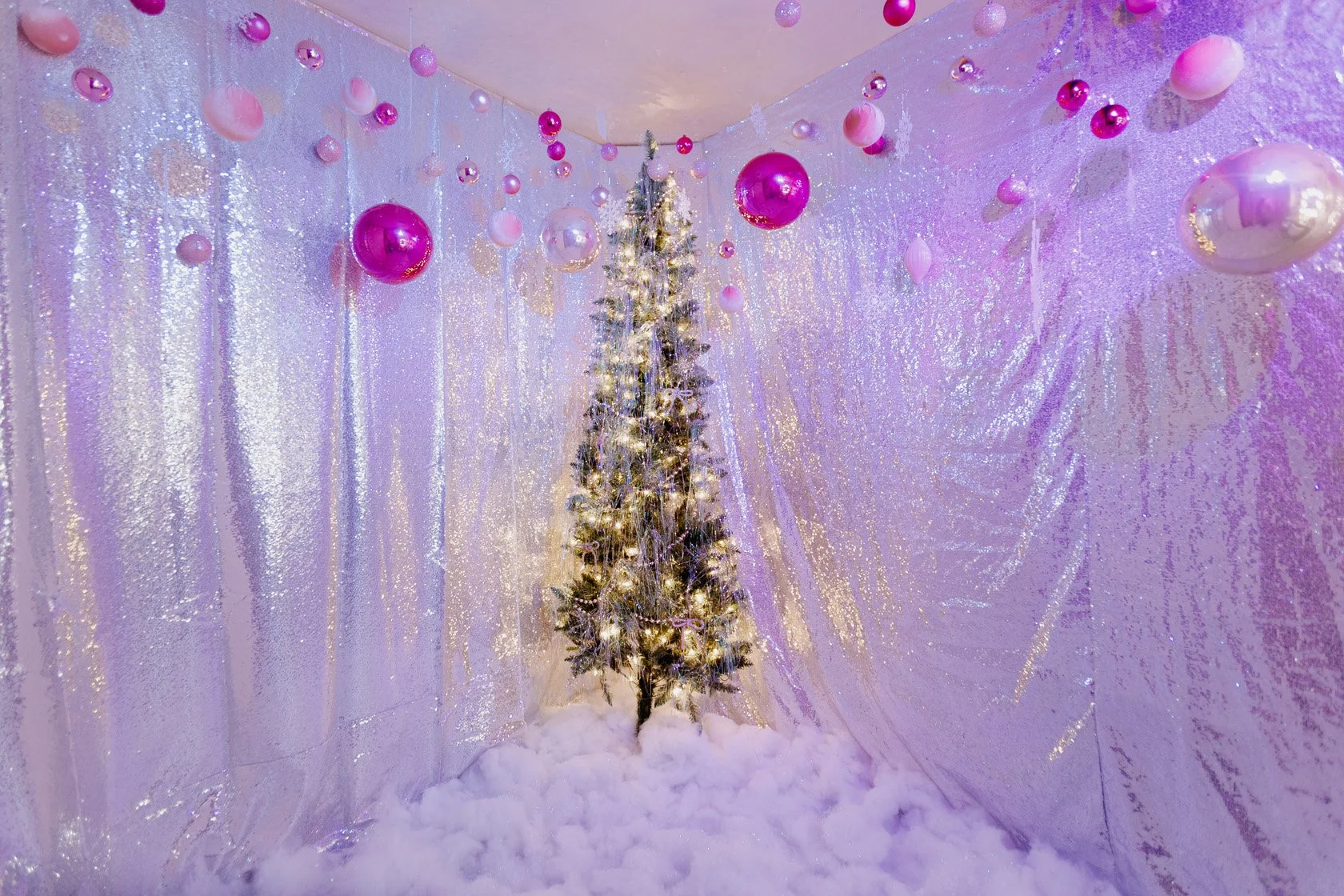 Hideout_Christmas-1.jpg