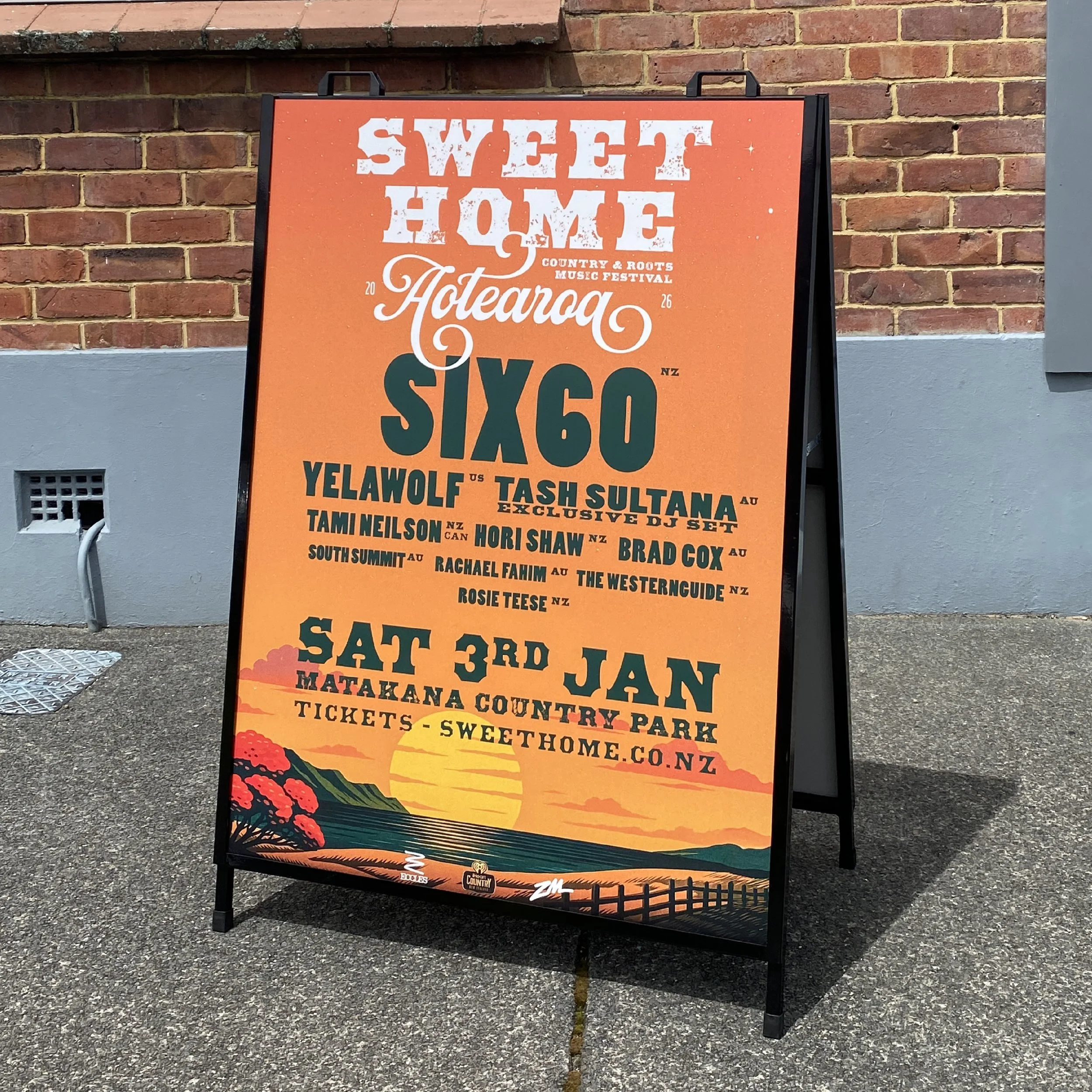 Footpath Sign Large.jpg