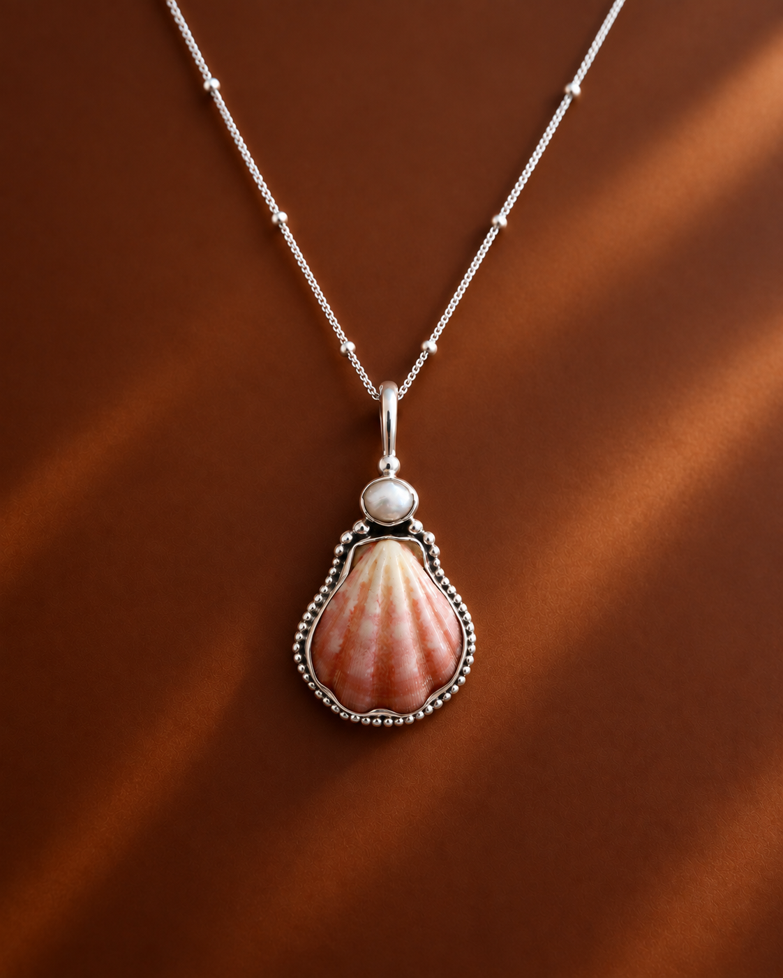 Small Japanese Decatopecten and Pearl Necklace