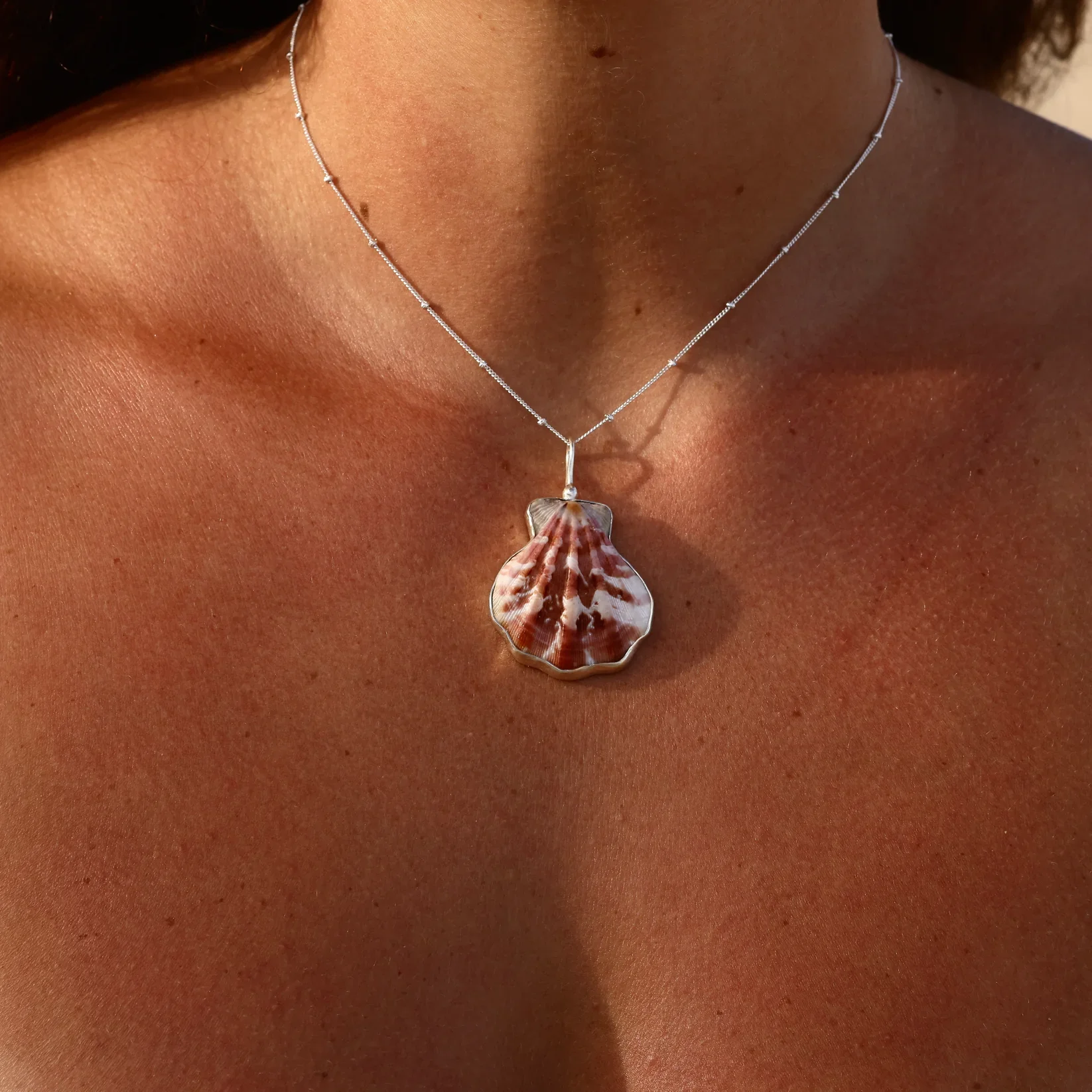 Large Decatopecten Necklace586.webp