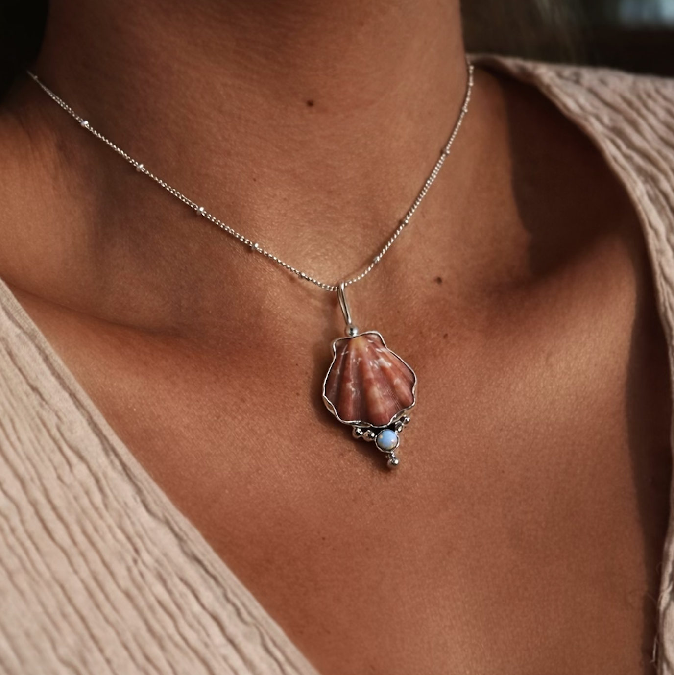 Japanese Decatopecten and Small Rainbow Opal Necklace