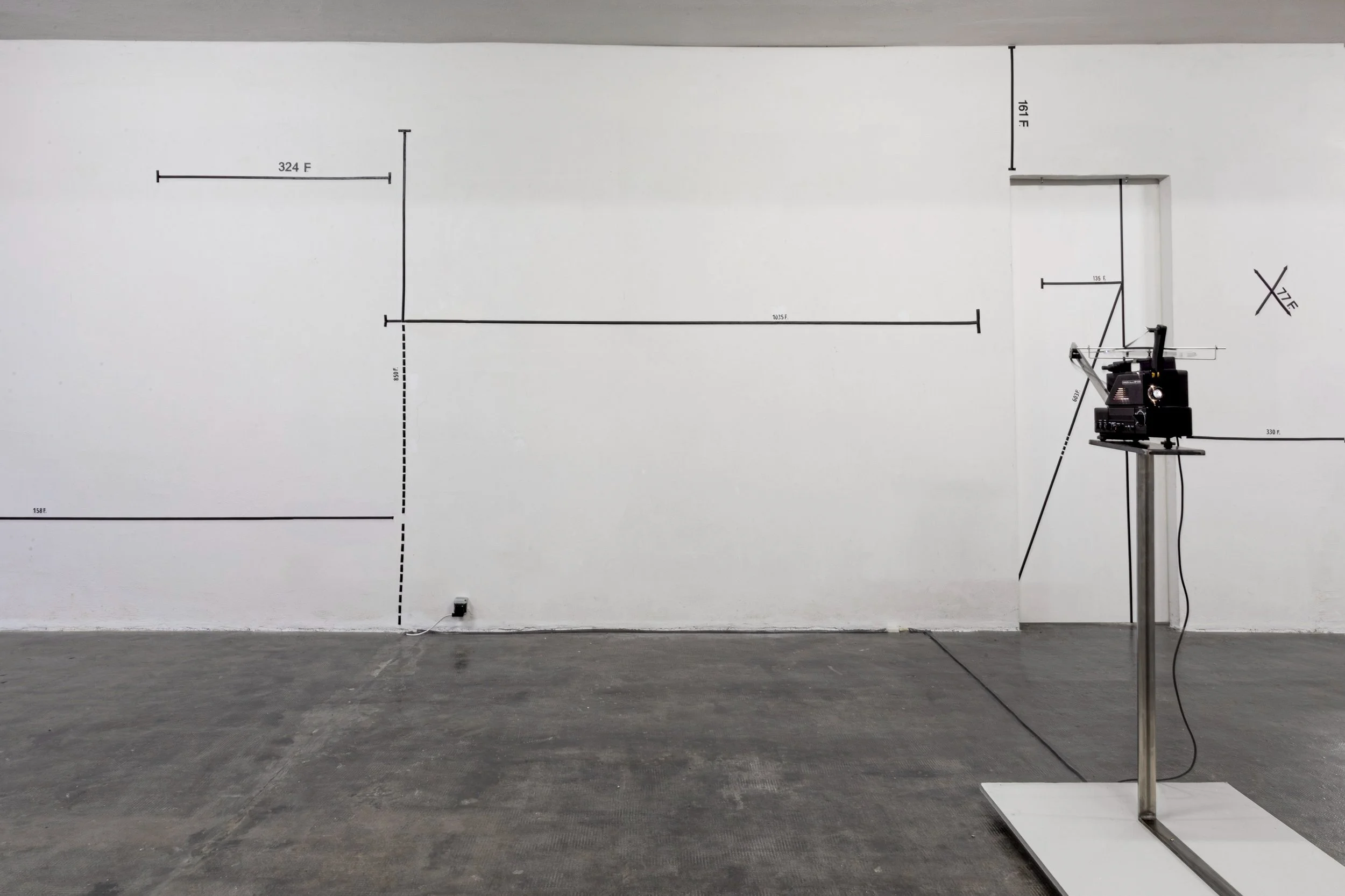 Installation_view_FRAME_misurare_per_immagineMG_0426.jpg