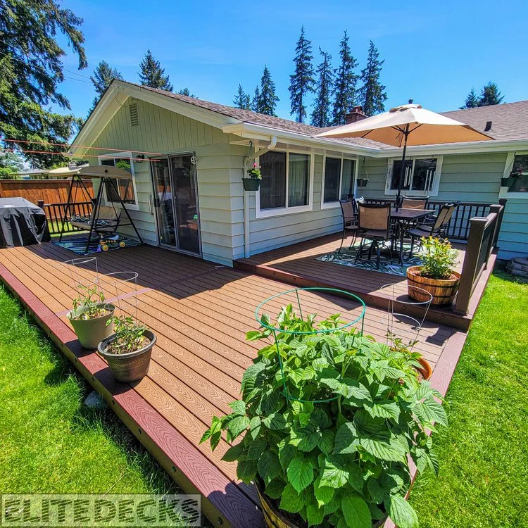 Deck Builder in Spanaway WA