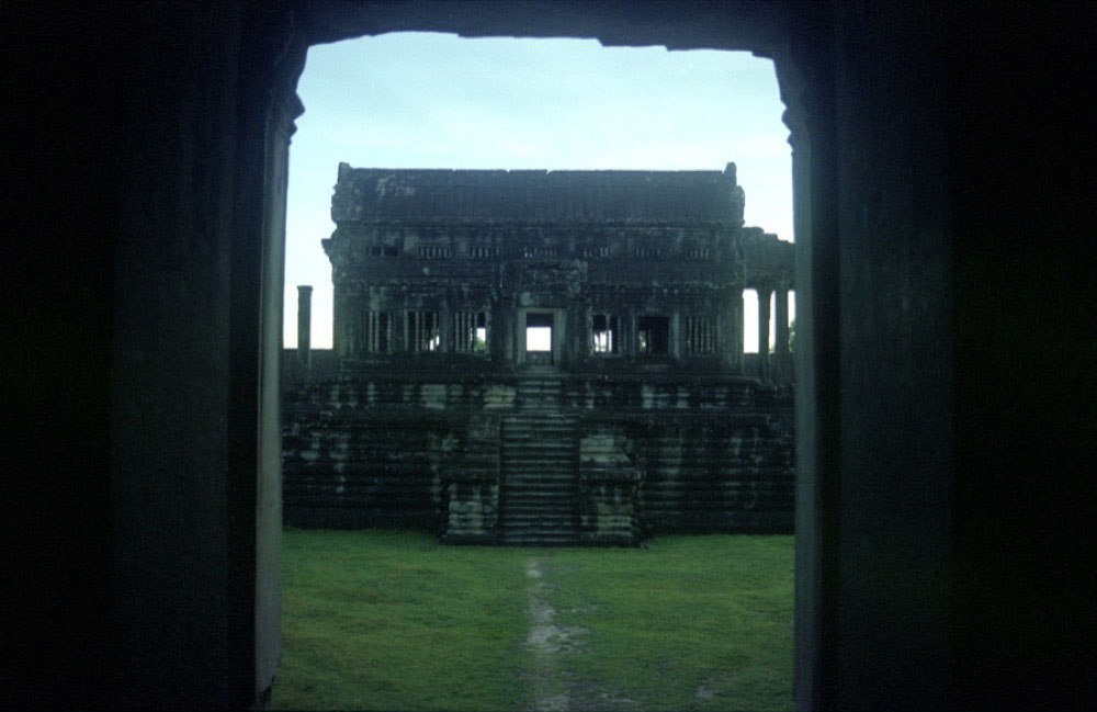 Angkor-Wat_002.jpg