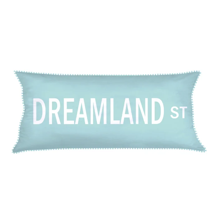 ALMOFADA DREAMLAND | AZUL | 48X28CM | R$109,00 COD: KIDS_AZ_0016 CAPAS PODEM SER VENDIDAS SEPARADAMENTE - VALOR R$89,00