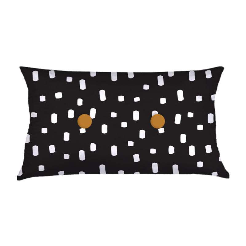 ESTOU EM PRODUÇÃO! JÁ JÁ VOLTO PARA O ESTOQUE! ALMOFADA BAGUETE DROPS (CAPA + RECHEIO) | PRETO E BOTÕES MOSTARDA | 48X28CM | R$145,00 COD:KIDS_PR_0089 CAPAS NÃO PODEM SER VENDIDAS SEPARADAMENTE