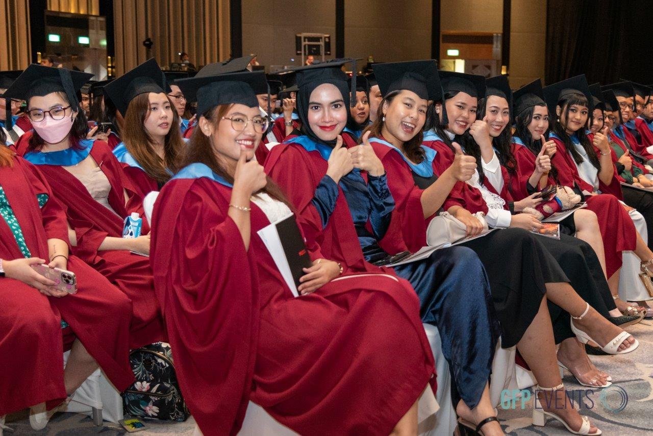 Global outlook: Thriving campuses operate at Murdoch Singapore and Dubai.  