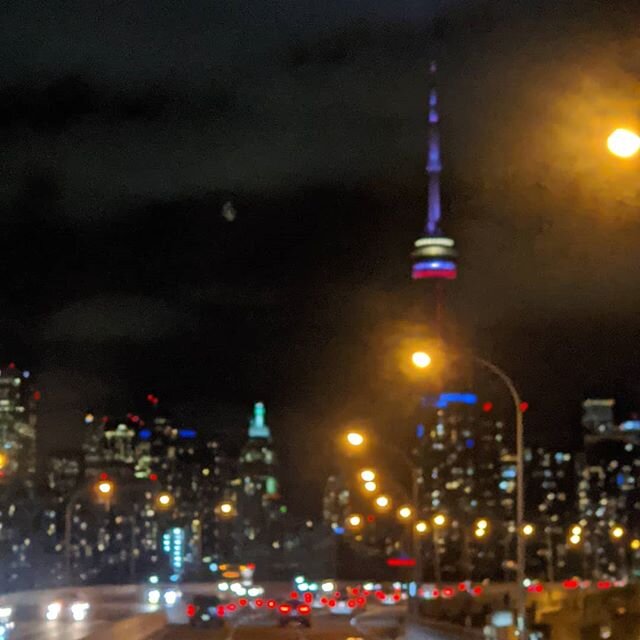 What a homecoming. 
#toronto #gobusviews #gardinereast #runningthroughthe6withmywoes