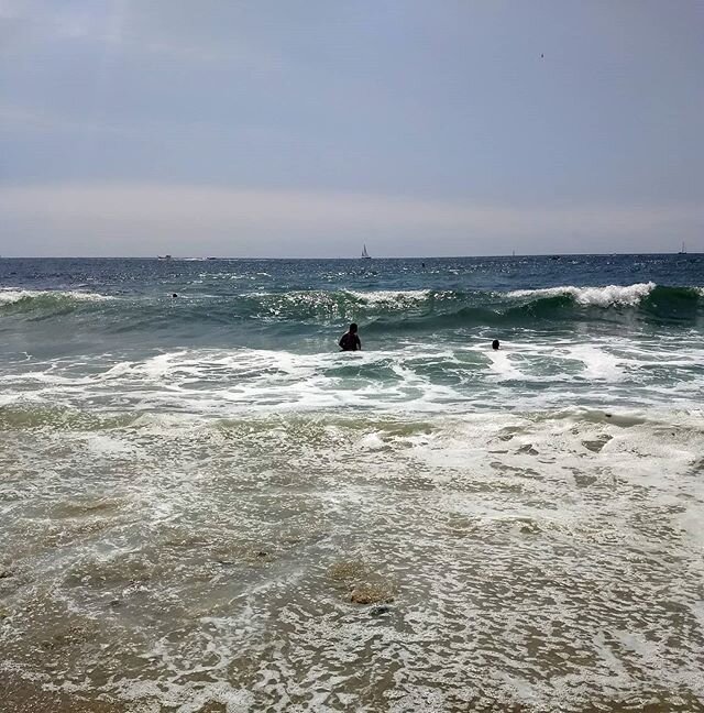 It's snowing in Toronto and it feels like winter is never going to end and all I want to do is wear sandals and taste sea brine on my lips as I get blonder and tanner. Here's where I'd rather be: in Little Corona Del Mar with a book and my Ray-Bans. 