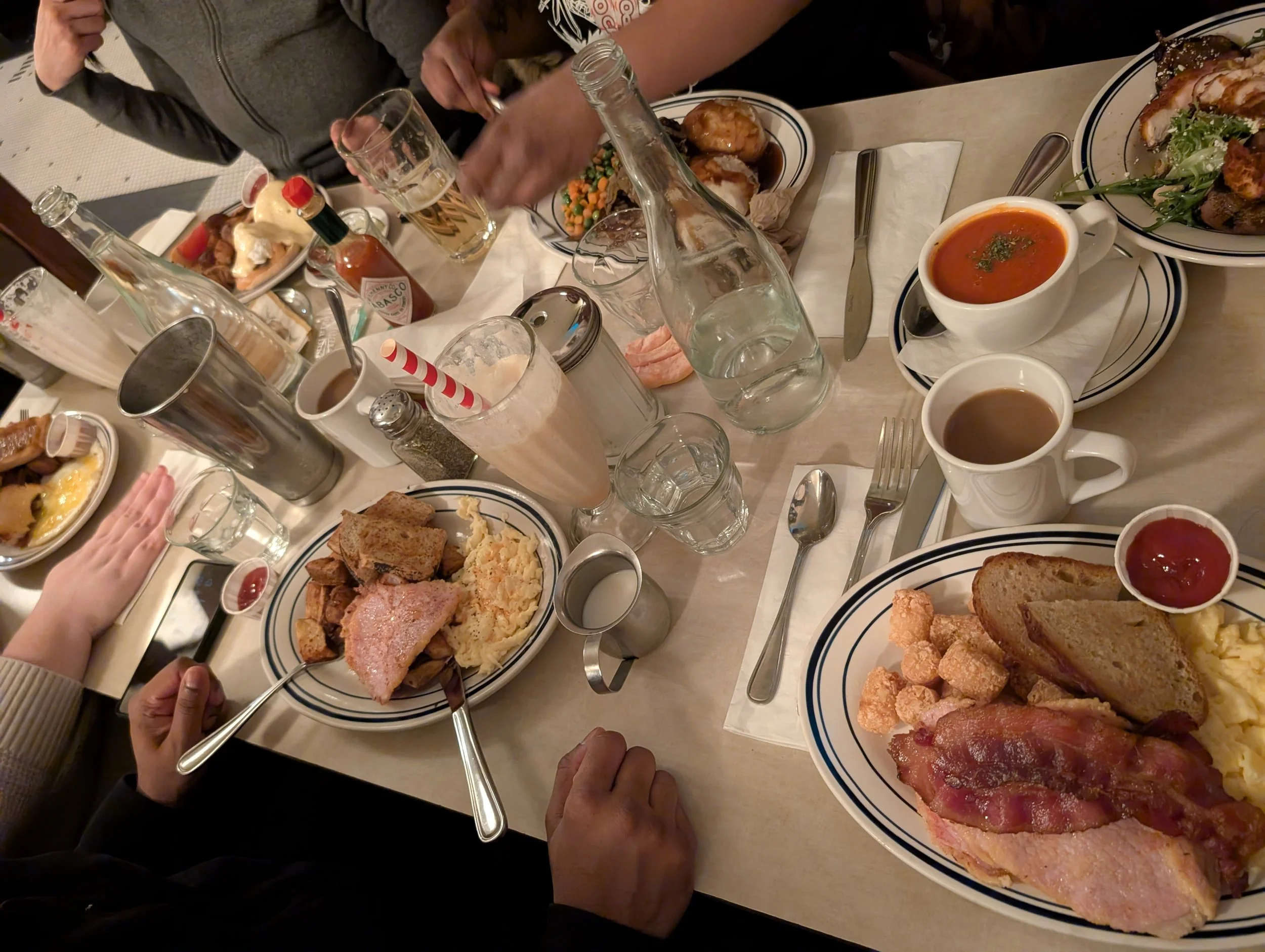 Always Open: The Lakeview Diner