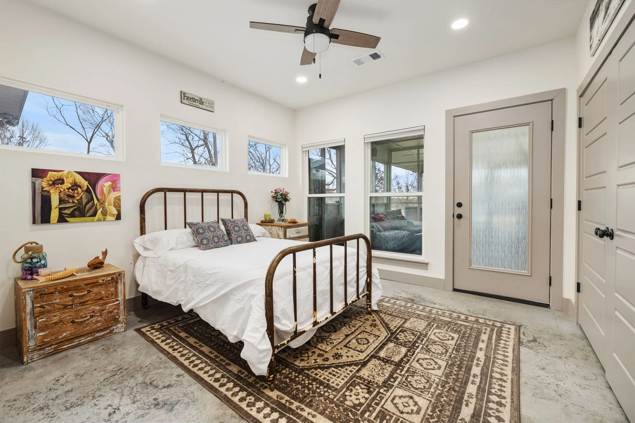 When it is time to turn in for the night, choose between one of our four bedrooms. All located on the main floor. — Sleeps 9!